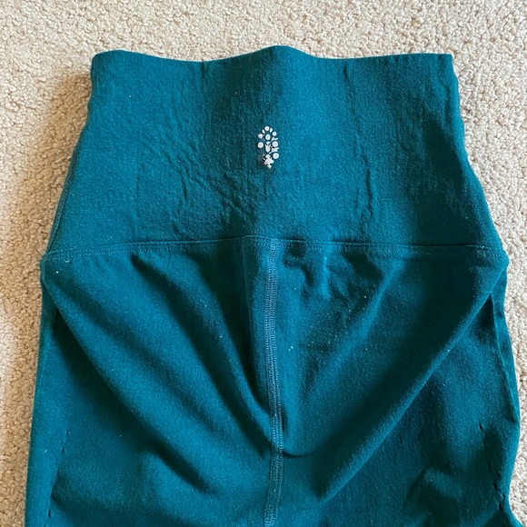 Free People Movement High Waist Leggings Ecology Self Hem Size S Teal - Picture 4 of 4